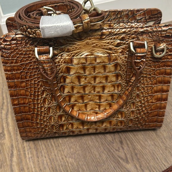 Gorgeous Brahmin Cami luggage brown Melbourne - Picture 4 of 4